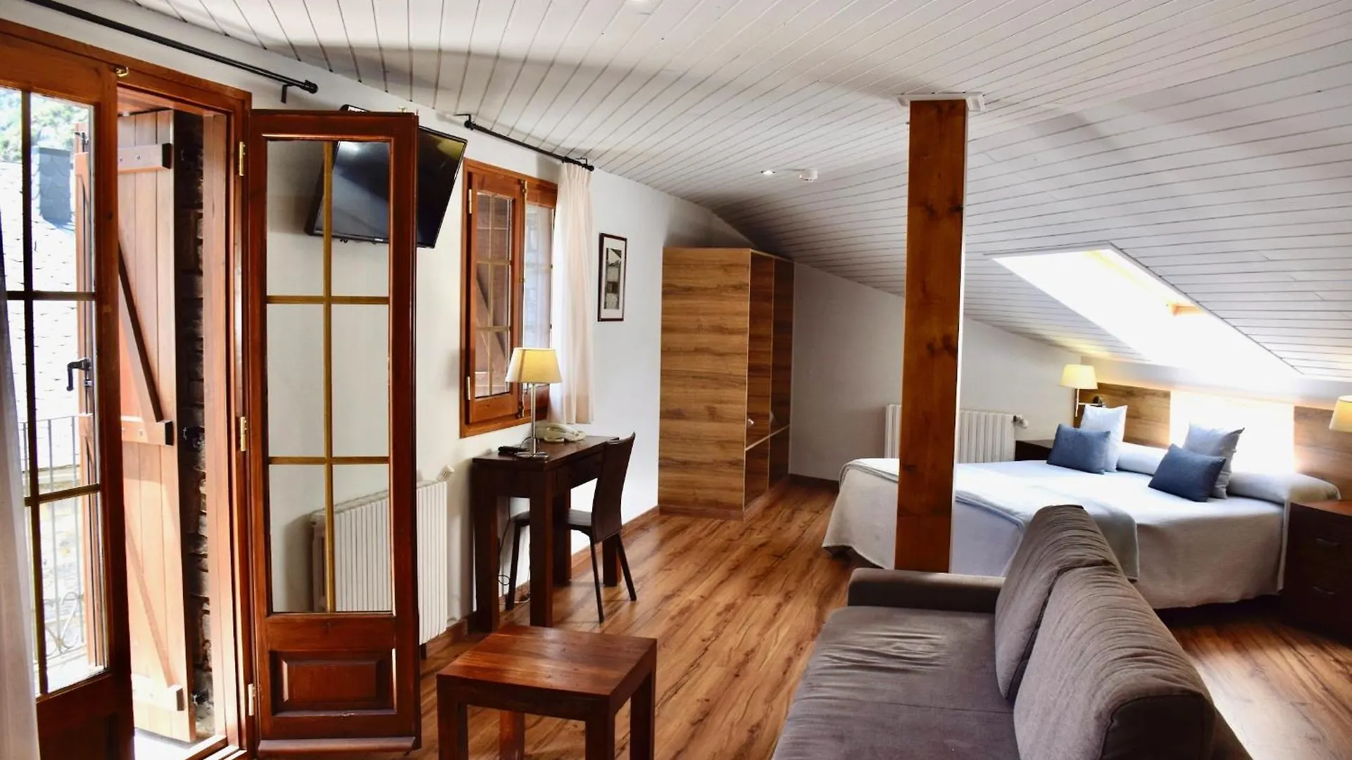 Hotel L'Aut Erill la Vall 0*,  إسبانيا