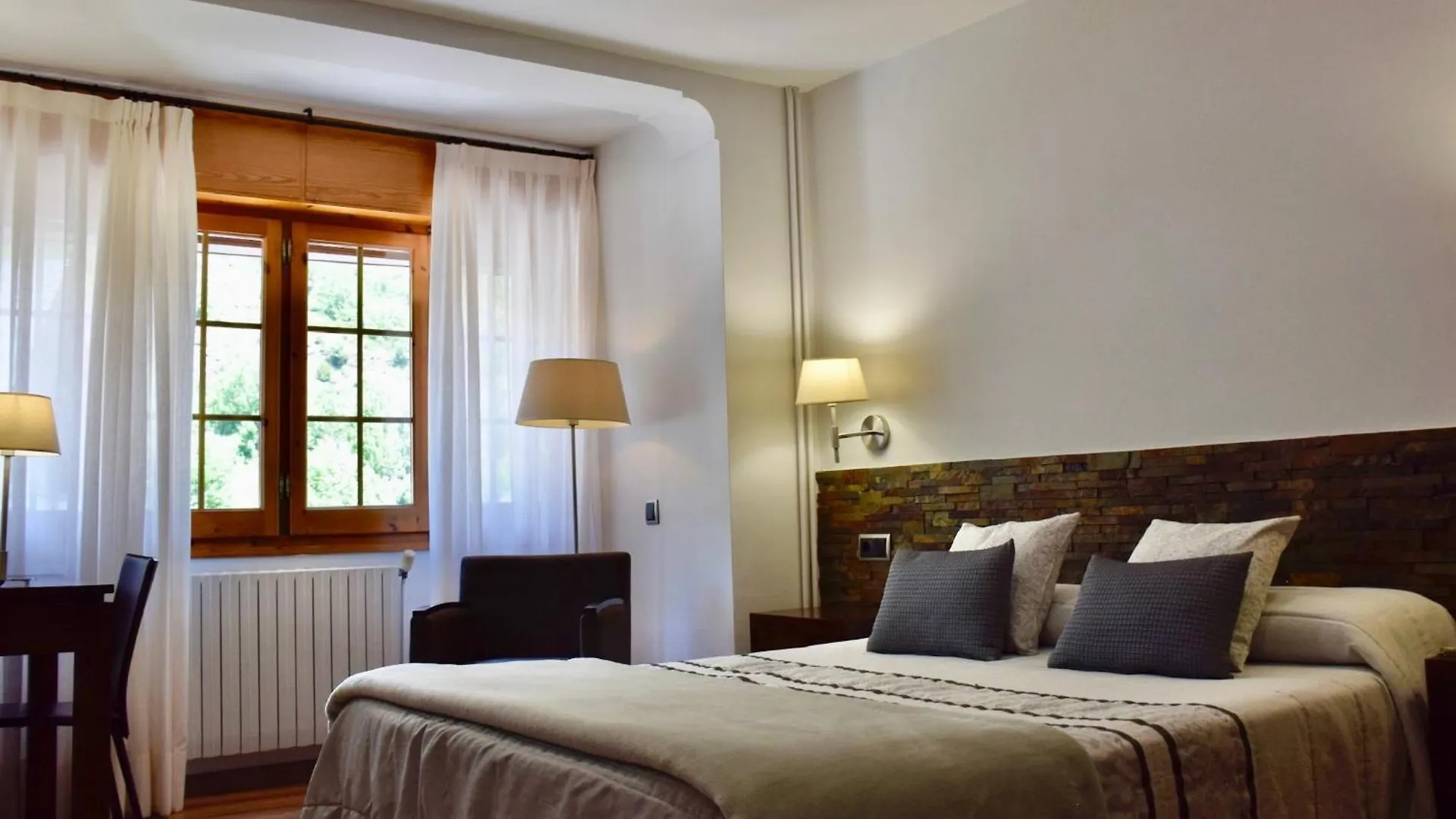 Hotel L'Aut Erill la Vall