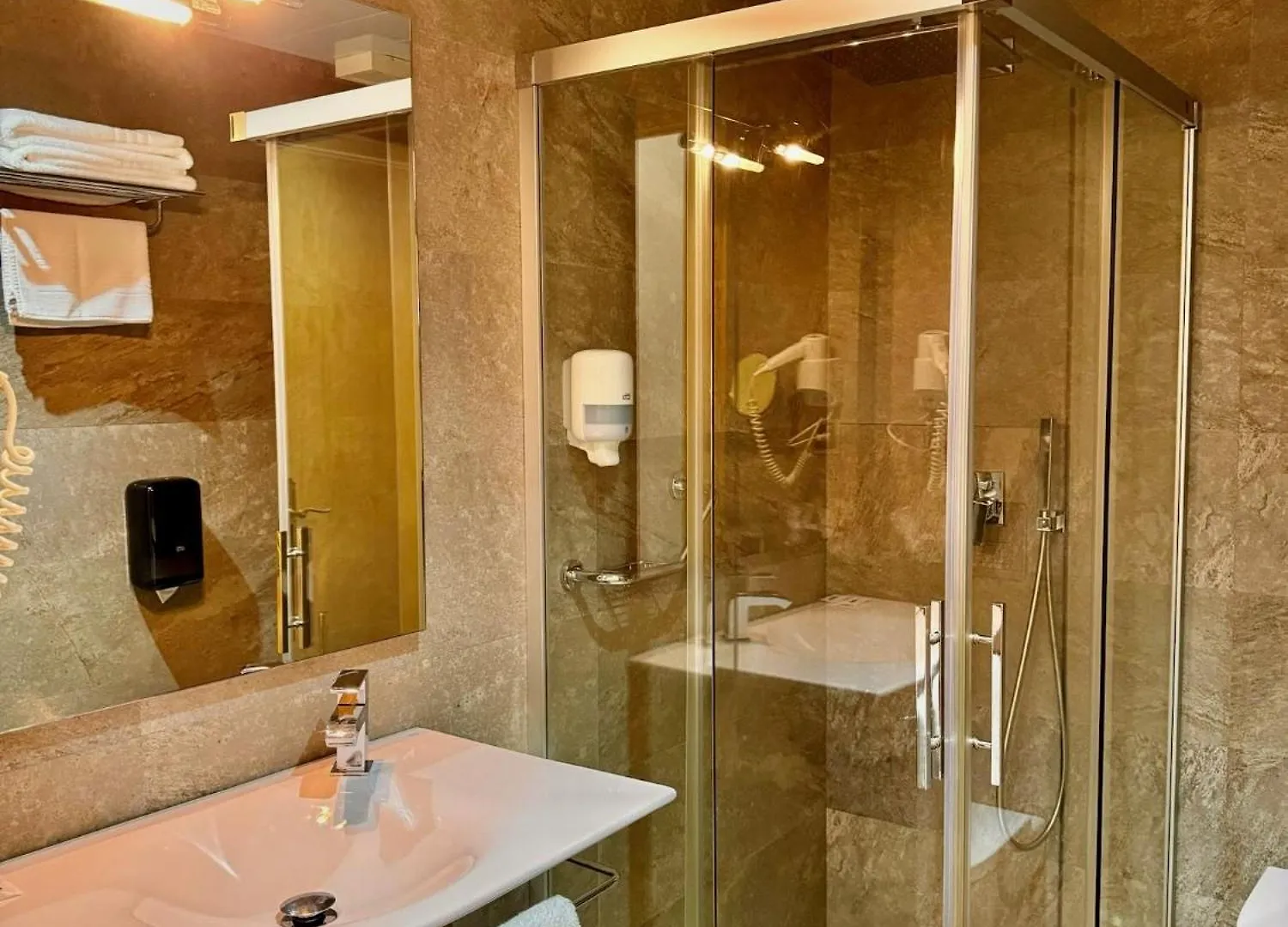 Hotel L'Aut Erill la Vall